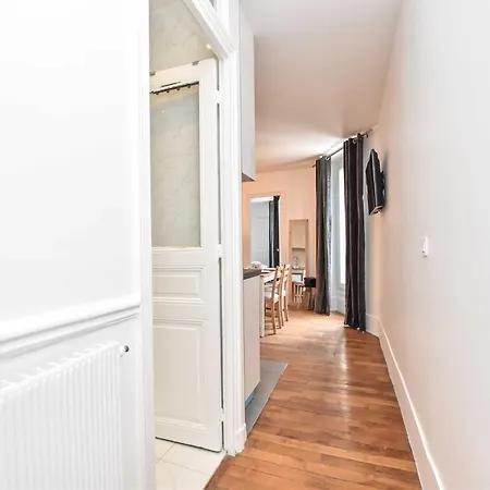 Appartement Cozy Apartment- 2br 6p - Voltaire