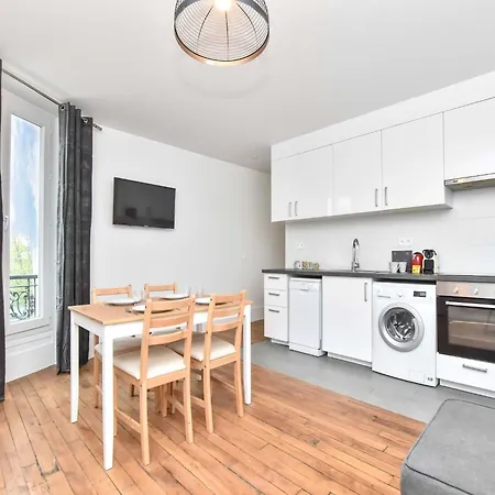 Cozy Apartment- 2br 6p - Voltaire Appartement *